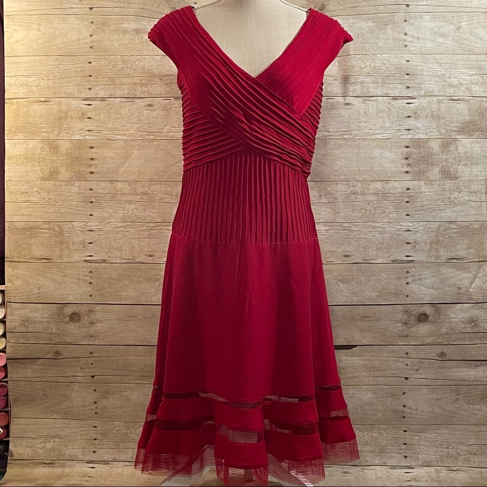 2xHost Pick!!! Tadashi Shoji Pintuck Portrait Cocktail Dress Size M